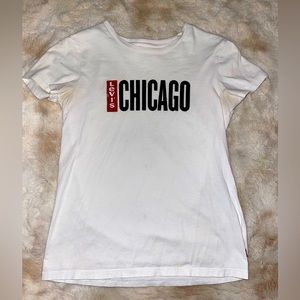 Levi’s t shirt